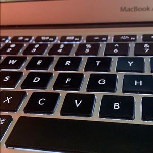 Meet your Posher, Annabella